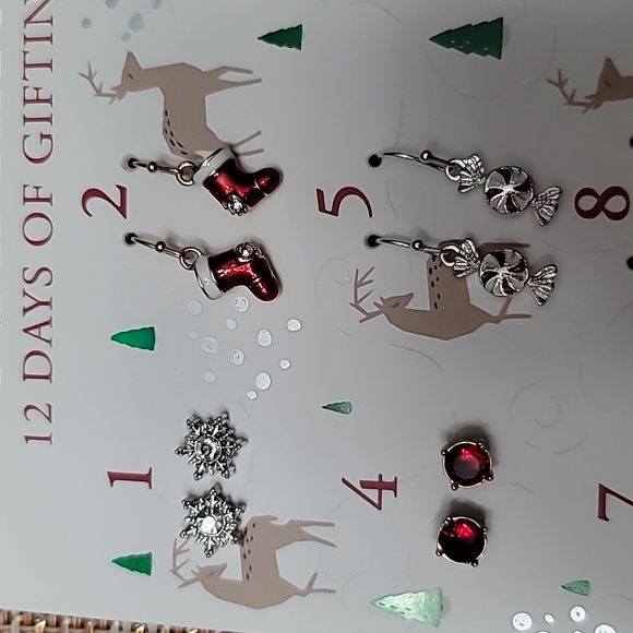 Napier earrings set of 12 - Picture 2 of 7